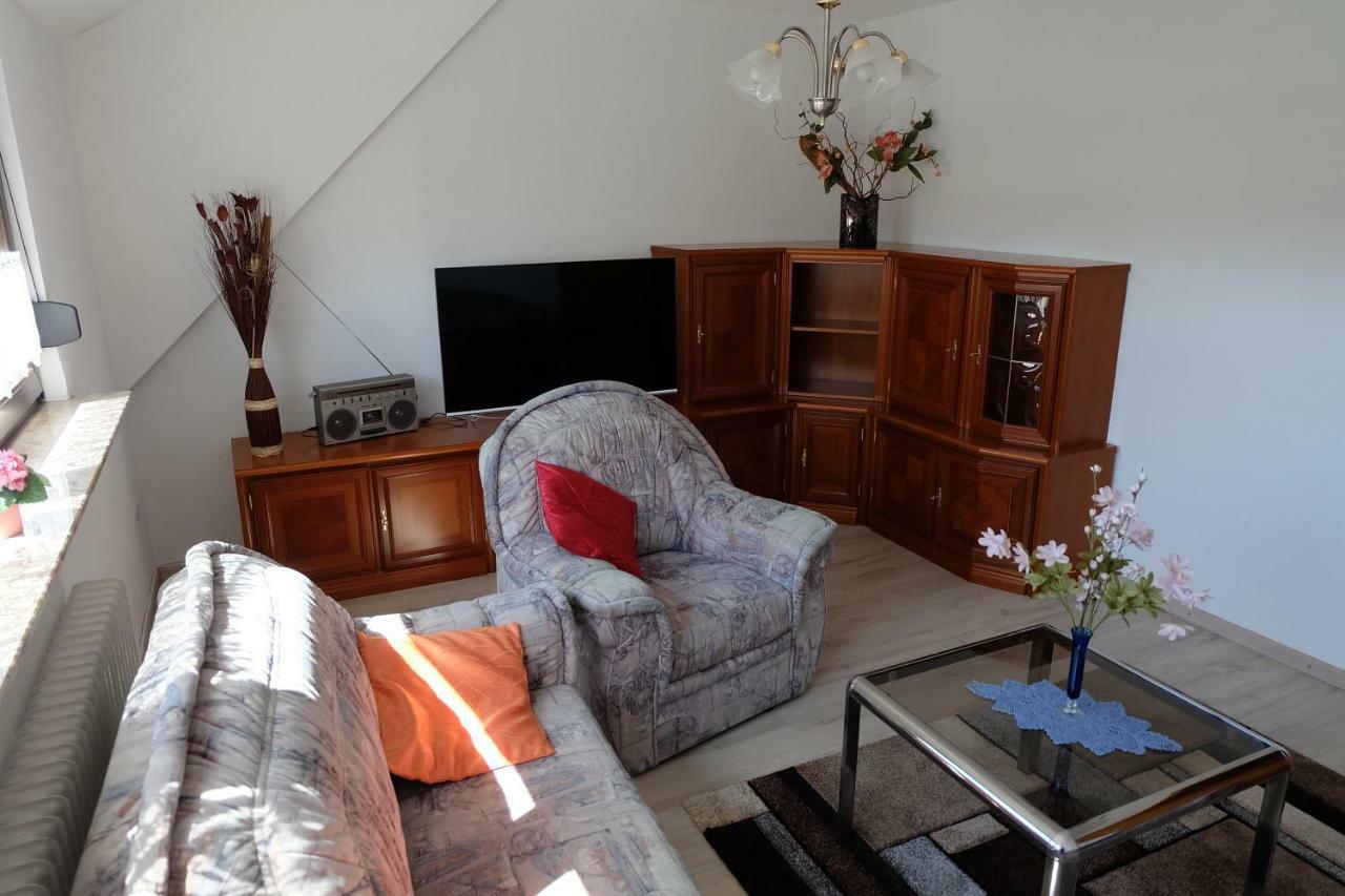 Ferienwohnung In Dierdorf Bagian luar foto
